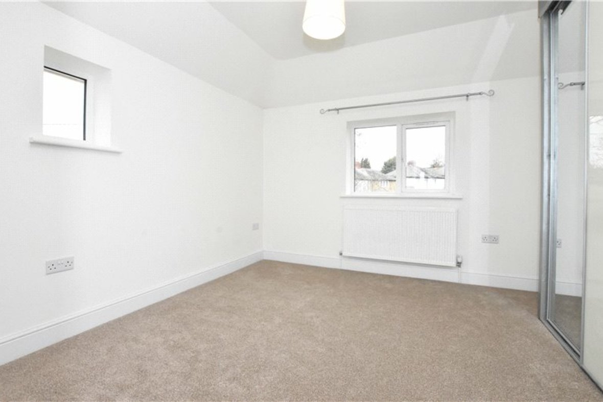 2 Bedroom House Let AgreedHouse Let Agreed in Cottonmill Lane, St. Albans, Hertfordshire - View 5 - Collinson Hall