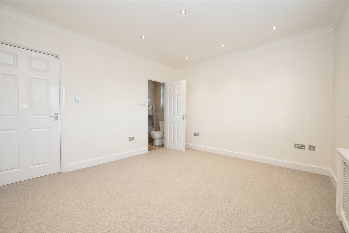 5 Bedroom House LetHouse Let in Watford Road, St. Albans, Hertfordshire - View 12 - Collinson Hall
