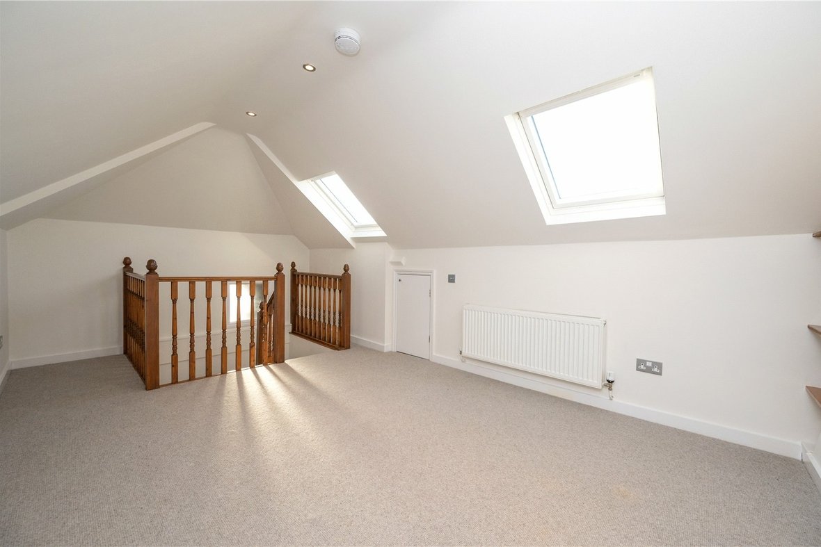 5 Bedroom House LetHouse Let in Watford Road, St. Albans, Hertfordshire - View 16 - Collinson Hall