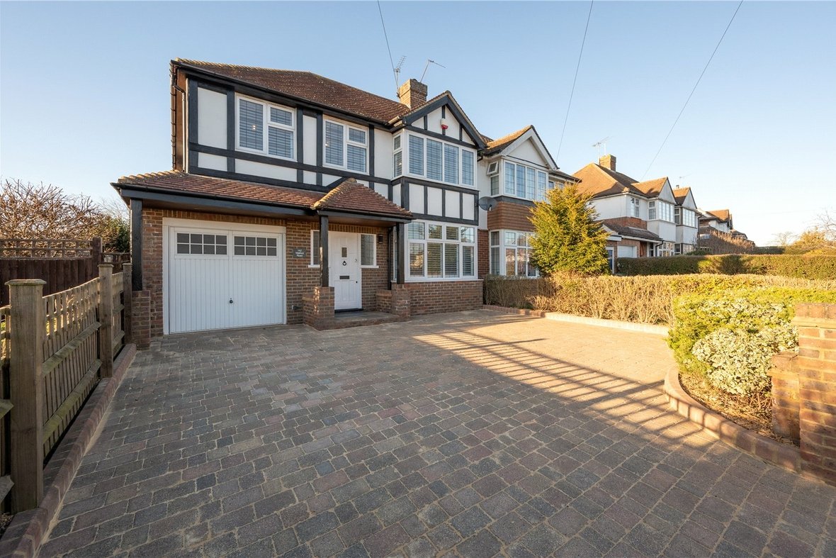 5 Bedroom House LetHouse Let in Watford Road, St. Albans, Hertfordshire - View 1 - Collinson Hall