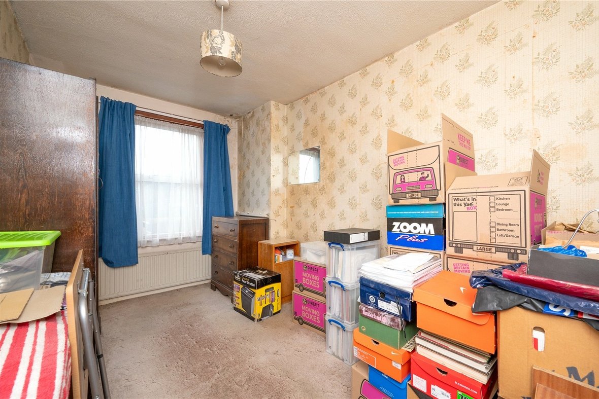 4 Bedroom House For SaleHouse For Sale in Brampton Road, St. Albans, Hertfordshire - View 10 - Collinson Hall