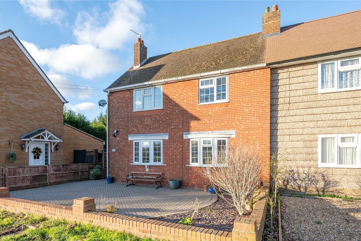 3 Bedroom House Sold Subject to ContractHouse Sold Subject to Contract in Butterfield Lane, St. Albans, Hertfordshire - View 1 - Collinson Hall
