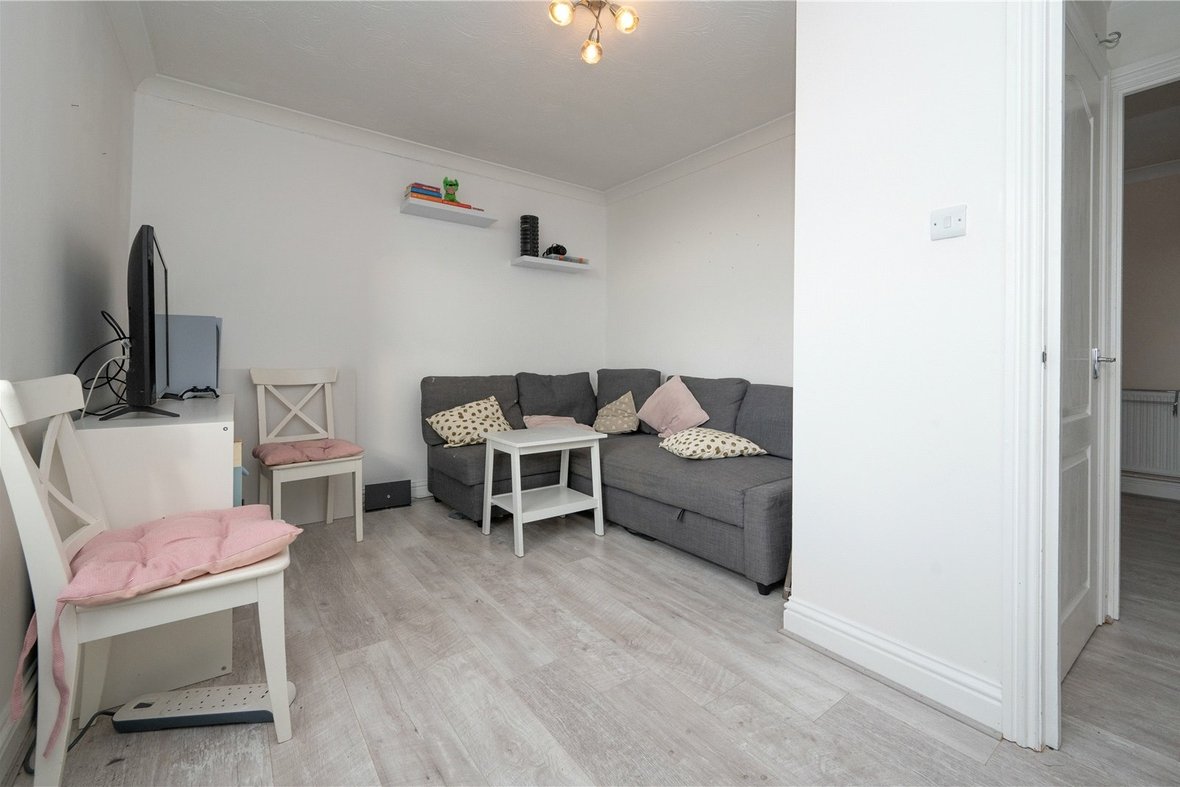 1 Bedroom Apartment Sold Subject to ContractApartment Sold Subject to Contract in London Road, St. Albans, Hertfordshire - View 4 - Collinson Hall