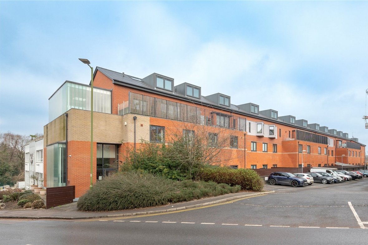 1 Bedroom Apartment Let AgreedApartment Let Agreed in Apex House, Camp Road, St Albans - View 1 - Collinson Hall