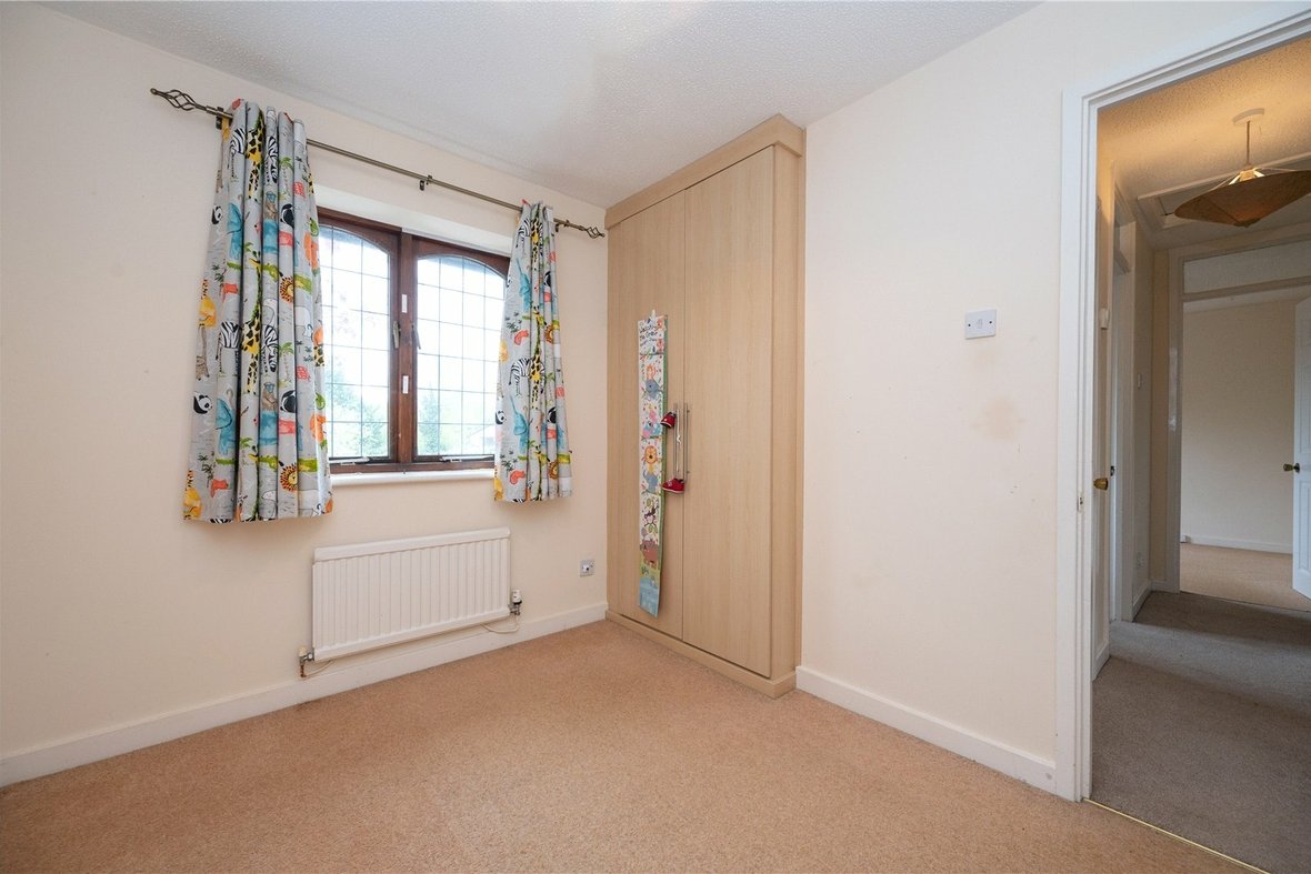 4 Bedroom House Let AgreedHouse Let Agreed in Chancery Close, St. Albans, Hertfordshire - View 9 - Collinson Hall