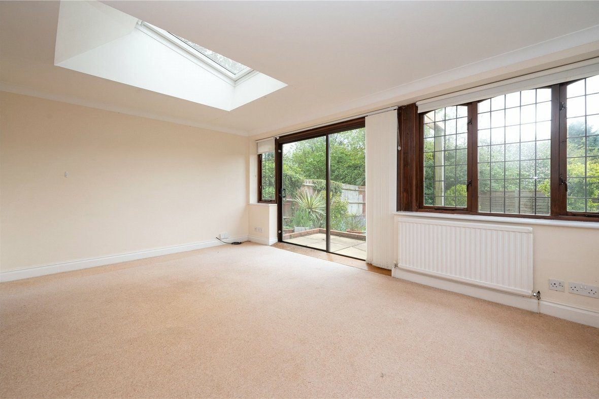 4 Bedroom House Let AgreedHouse Let Agreed in Chancery Close, St. Albans, Hertfordshire - View 19 - Collinson Hall