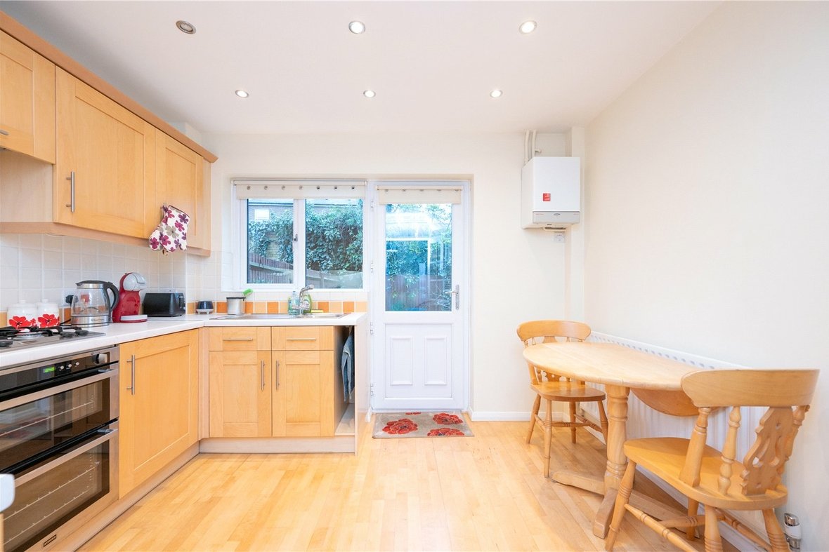 2 Bedroom House Sold Subject to ContractHouse Sold Subject to Contract in Bedford Road, St. Albans, Hertfordshire - View 5 - Collinson Hall