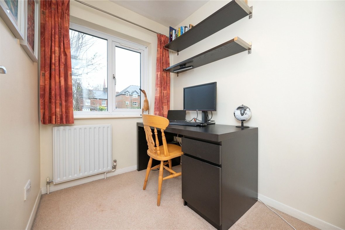 2 Bedroom House Sold Subject to ContractHouse Sold Subject to Contract in Bedford Road, St. Albans, Hertfordshire - View 7 - Collinson Hall