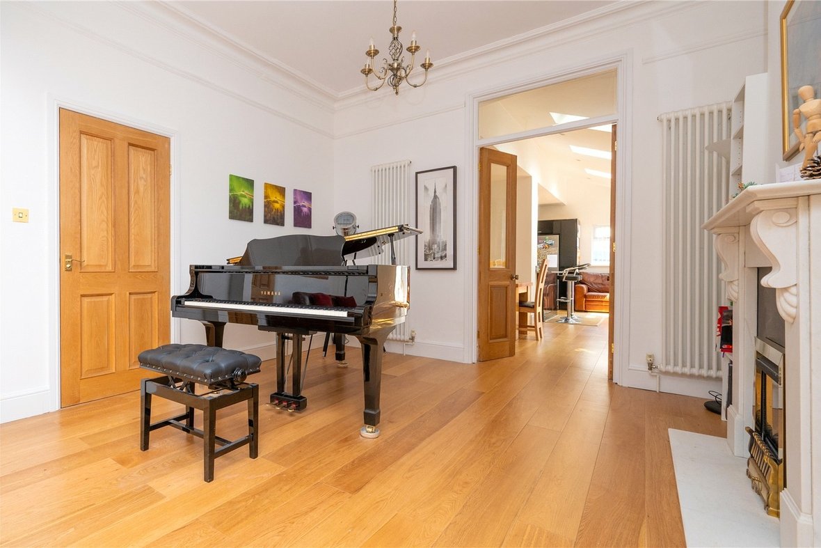4 Bedroom House New InstructionHouse New Instruction in Alma Road, St. Albans, Hertfordshire - View 21 - Collinson Hall