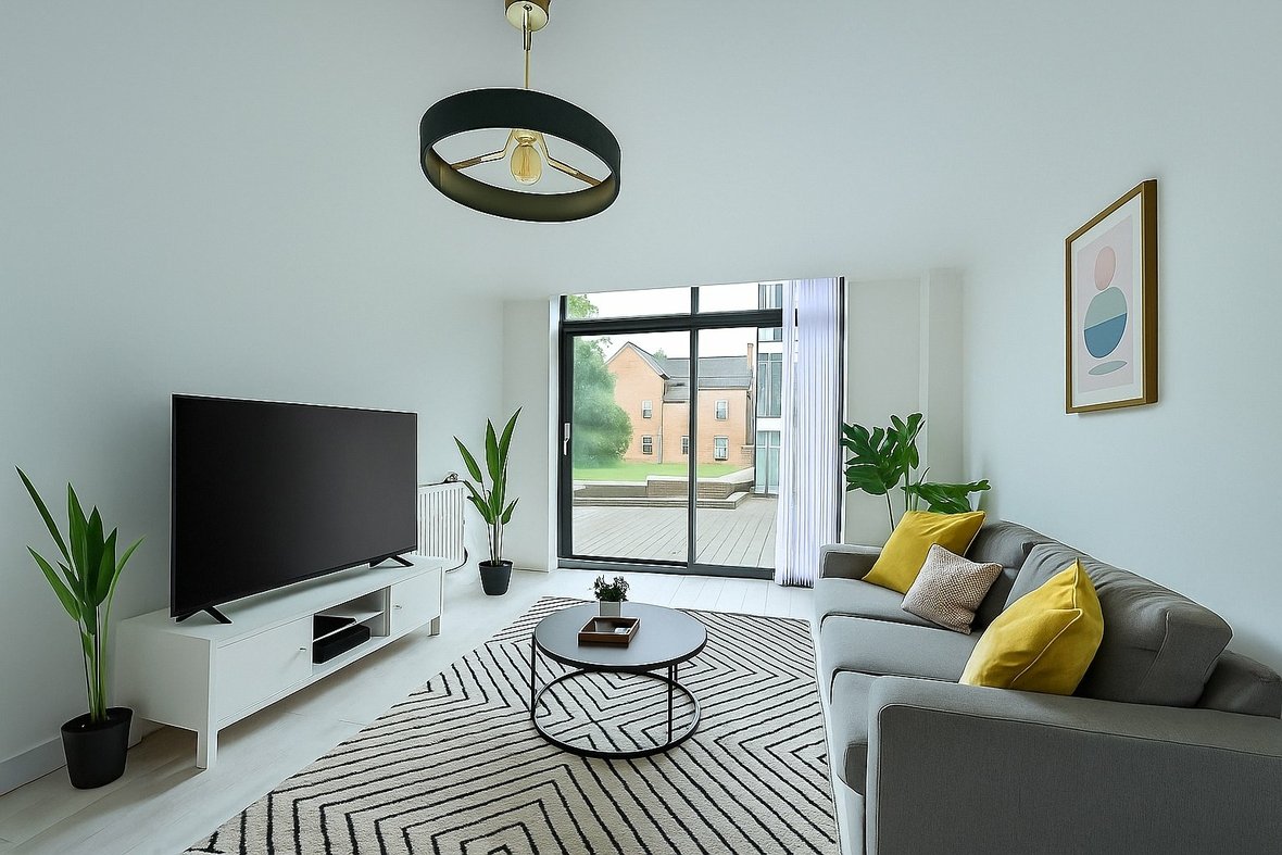 1 Bedroom Apartment Sold Subject to ContractApartment Sold Subject to Contract in Whitley Court Newsom Place, Hatfield Road, St. Albans - View 4 - Collinson Hall