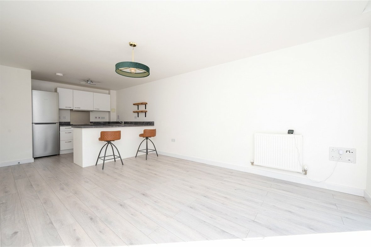 1 Bedroom Apartment Sold Subject to ContractApartment Sold Subject to Contract in Whitley Court Newsom Place, Hatfield Road, St. Albans - View 12 - Collinson Hall