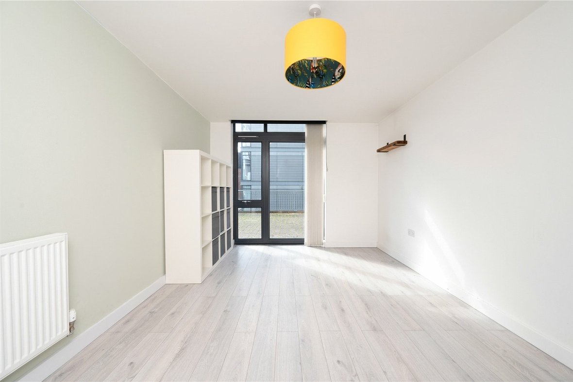 1 Bedroom Apartment Sold Subject to ContractApartment Sold Subject to Contract in Whitley Court Newsom Place, Hatfield Road, St. Albans - View 9 - Collinson Hall