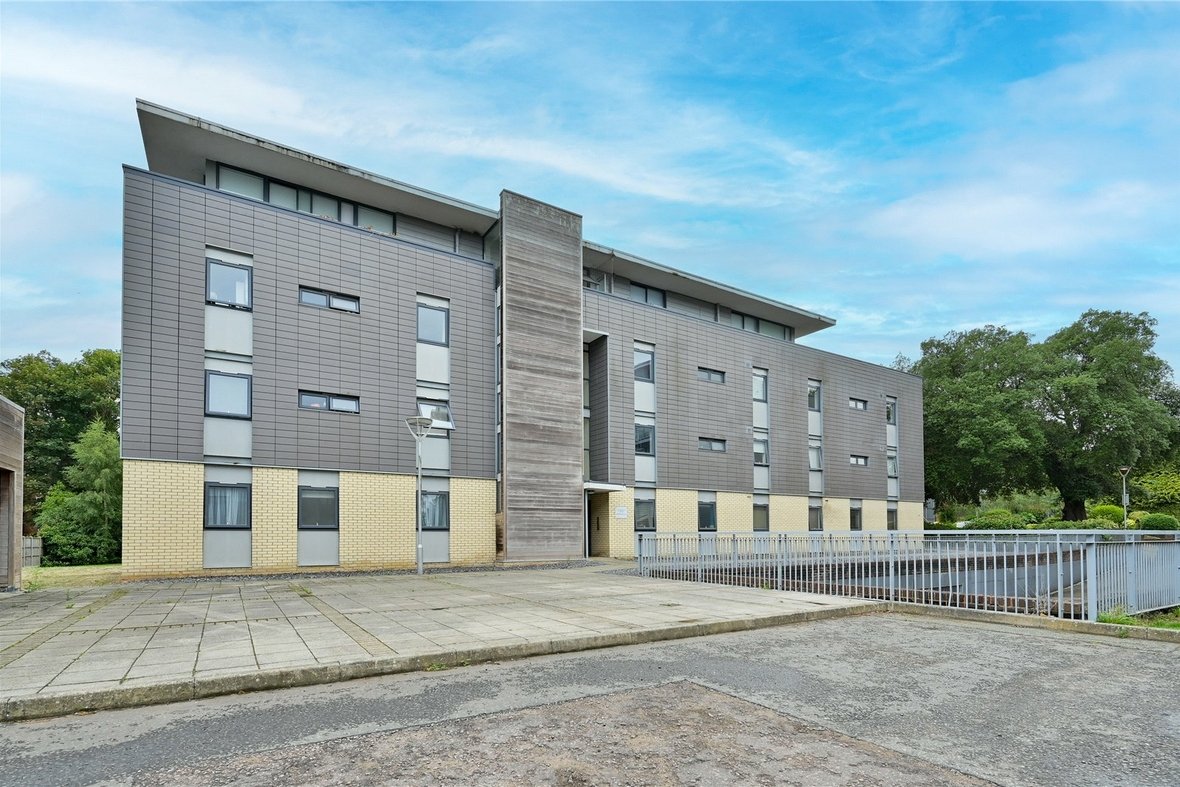 1 Bedroom Apartment New InstructionApartment New Instruction in Whitley Court Newsom Place, Hatfield Road, St. Albans - View 15 - Collinson Hall