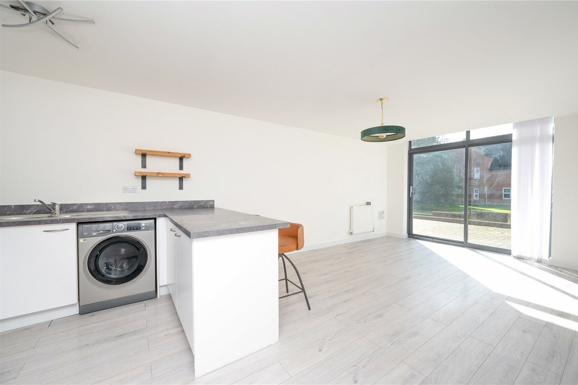 1 Bedroom Apartment Sold Subject to ContractApartment Sold Subject to Contract in Whitley Court Newsom Place, Hatfield Road, St. Albans - View 7 - Collinson Hall
