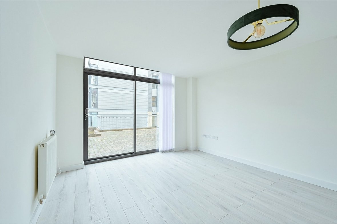 1 Bedroom Apartment New InstructionApartment New Instruction in Whitley Court Newsom Place, Hatfield Road, St. Albans - View 6 - Collinson Hall