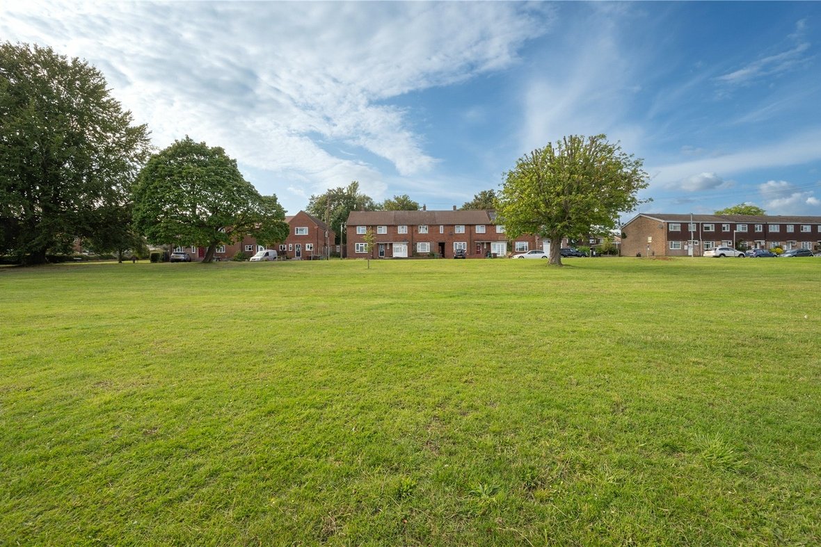 3 Bedroom House ExchangedHouse Exchanged in Holyrood Crescent, St. Albans, Hertfordshire - View 18 - Collinson Hall