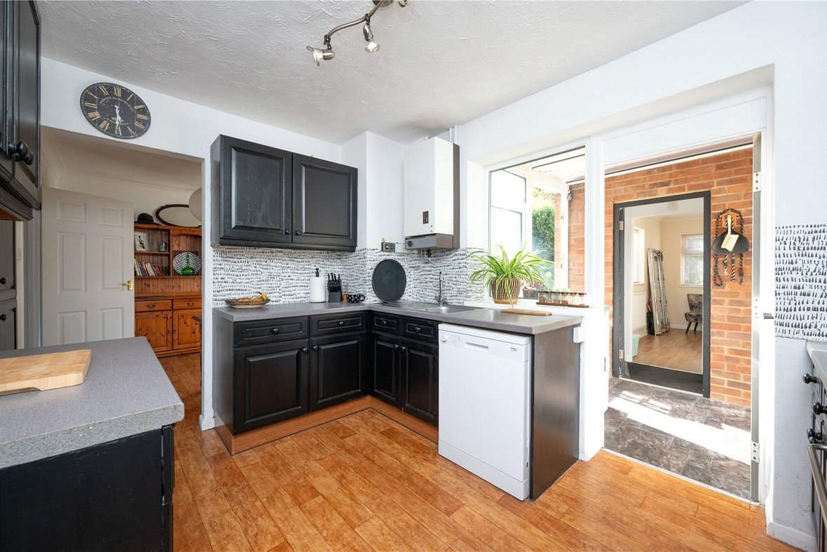 3 Bedroom House ExchangedHouse Exchanged in Holyrood Crescent, St. Albans, Hertfordshire - View 13 - Collinson Hall