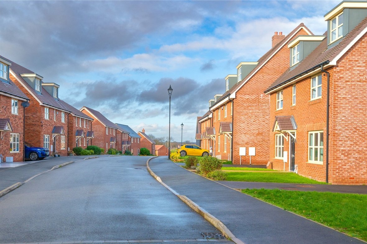 5 Bedroom House For SaleHouse For Sale in Osprey Drive, St. Albans, Hertfordshire - View 11 - Collinson Hall