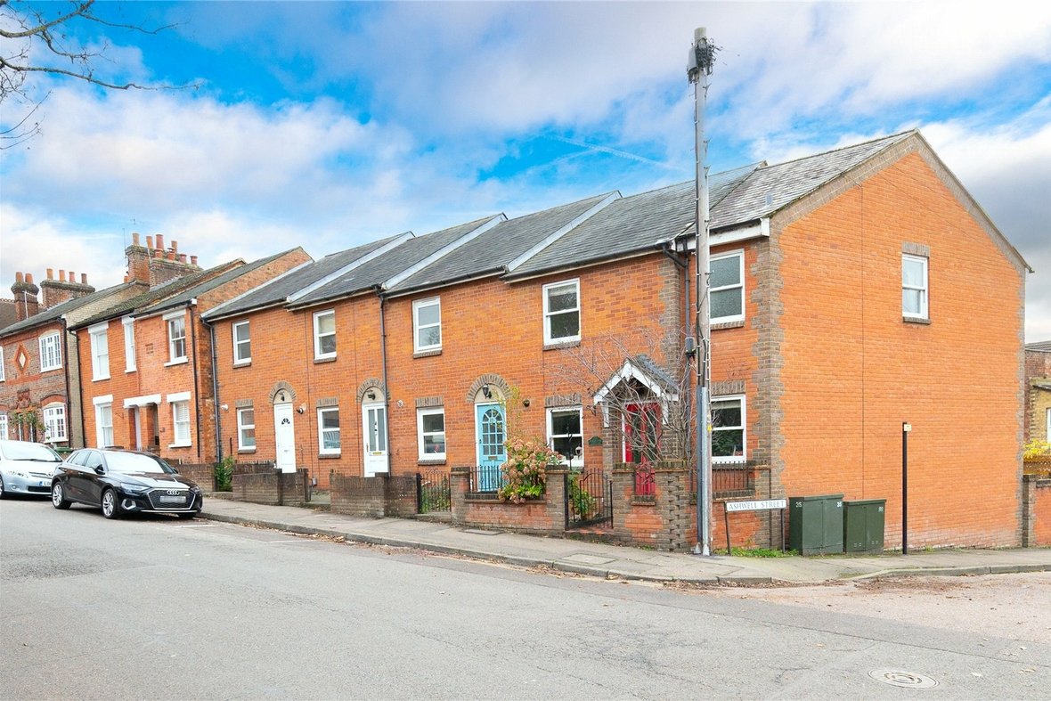 2 Bedroom House To LetHouse To Let in Normandy Road, St. Albans, Hertfordshire - View 1 - Collinson Hall