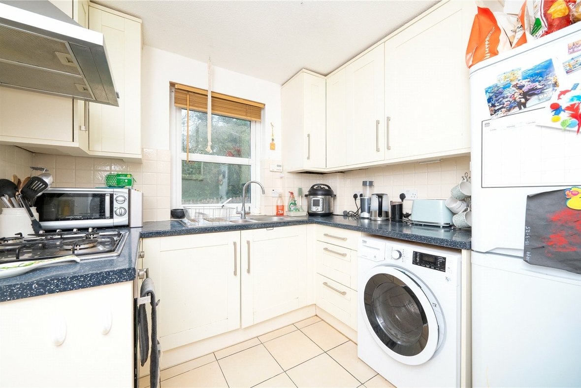 2 Bedroom House To LetHouse To Let in Normandy Road, St. Albans, Hertfordshire - View 7 - Collinson Hall