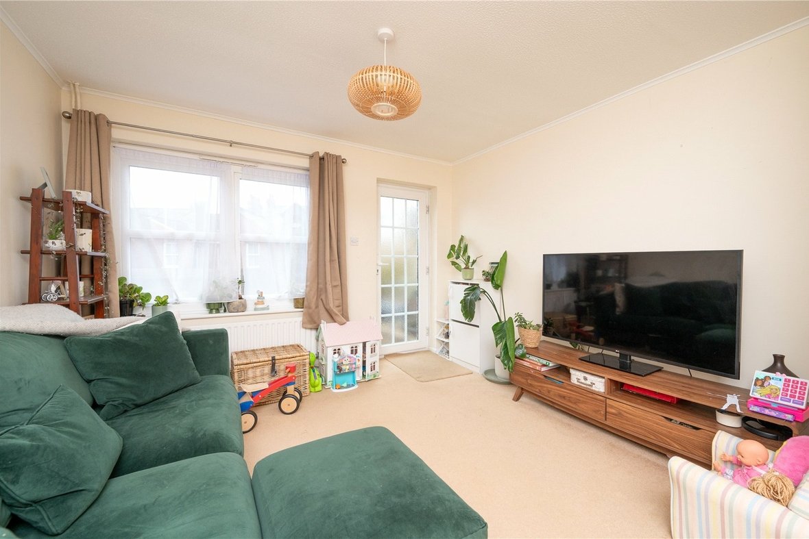 2 Bedroom House To LetHouse To Let in Normandy Road, St. Albans, Hertfordshire - View 3 - Collinson Hall