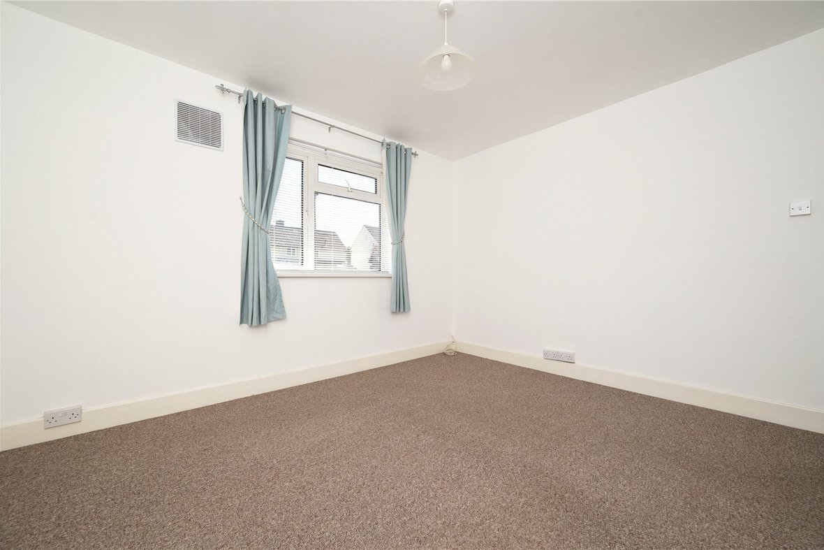 3 Bedroom House New InstructionHouse New Instruction in Pemberton Close, St. Albans, Hertfordshire - View 15 - Collinson Hall