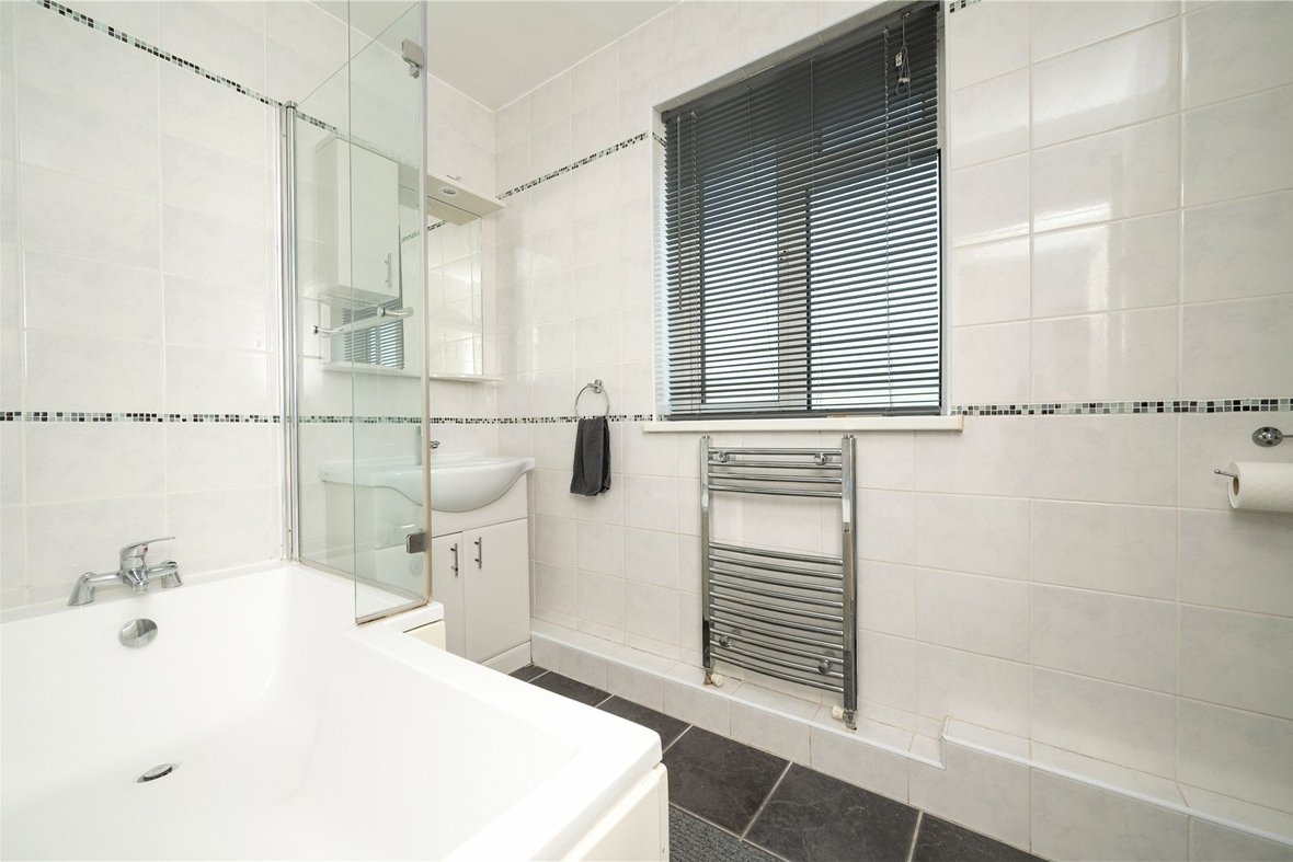 3 Bedroom House New InstructionHouse New Instruction in Pemberton Close, St. Albans, Hertfordshire - View 6 - Collinson Hall