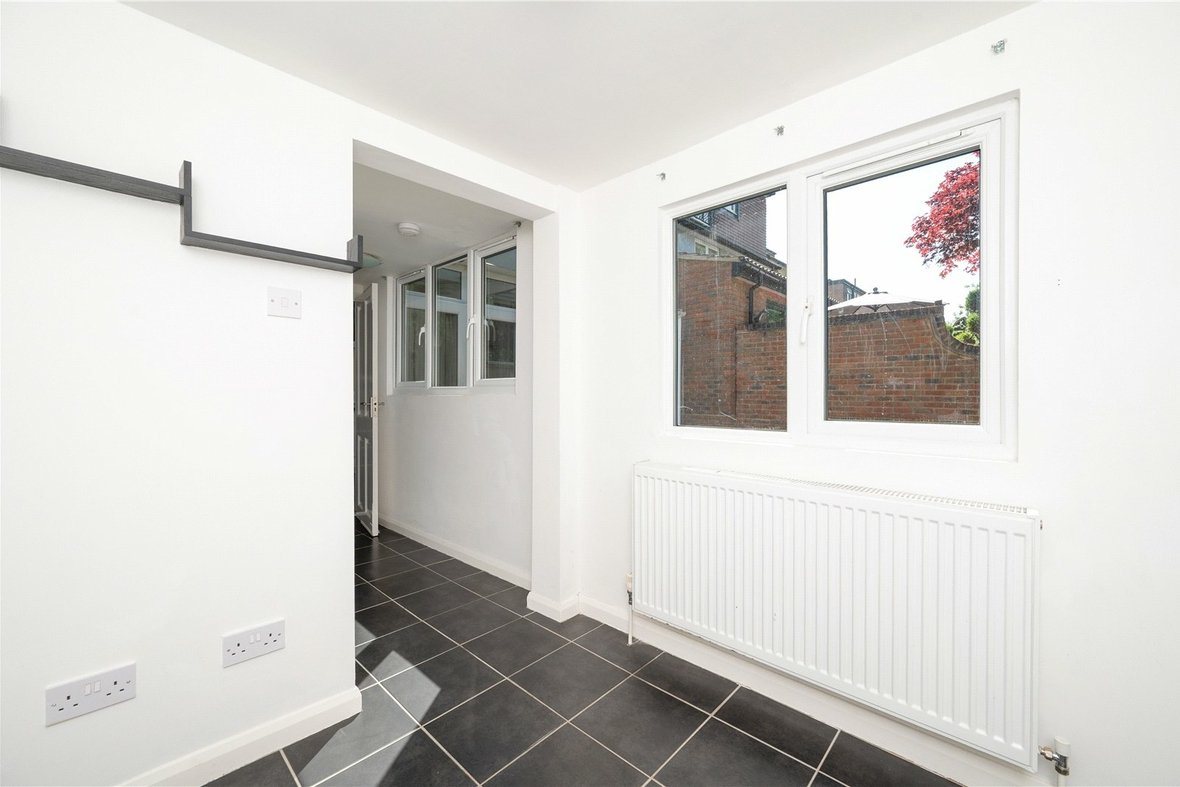 3 Bedroom House New InstructionHouse New Instruction in Pemberton Close, St. Albans, Hertfordshire - View 18 - Collinson Hall