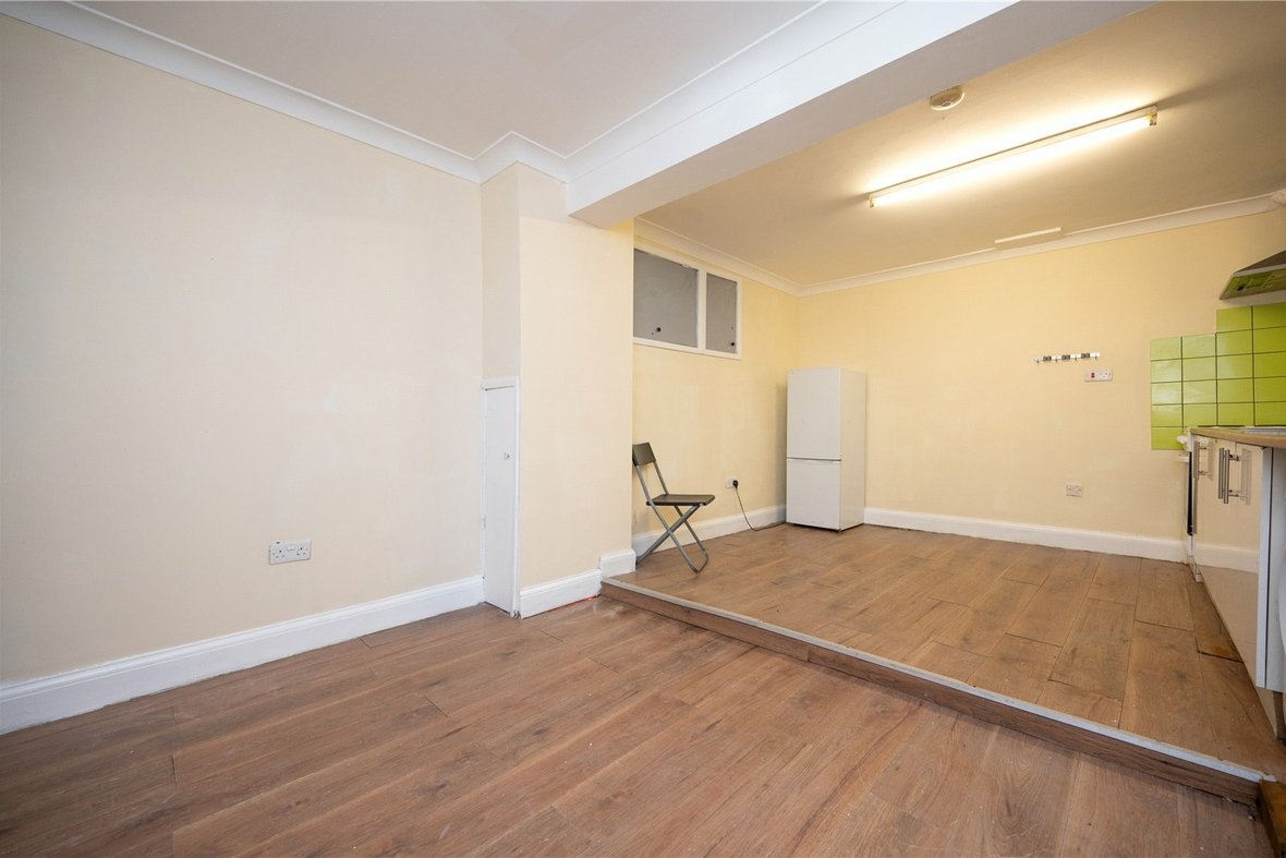1 Bedroom Apartment Let AgreedApartment Let Agreed in London Road, St. Albans, Hertfordshire - View 5 - Collinson Hall