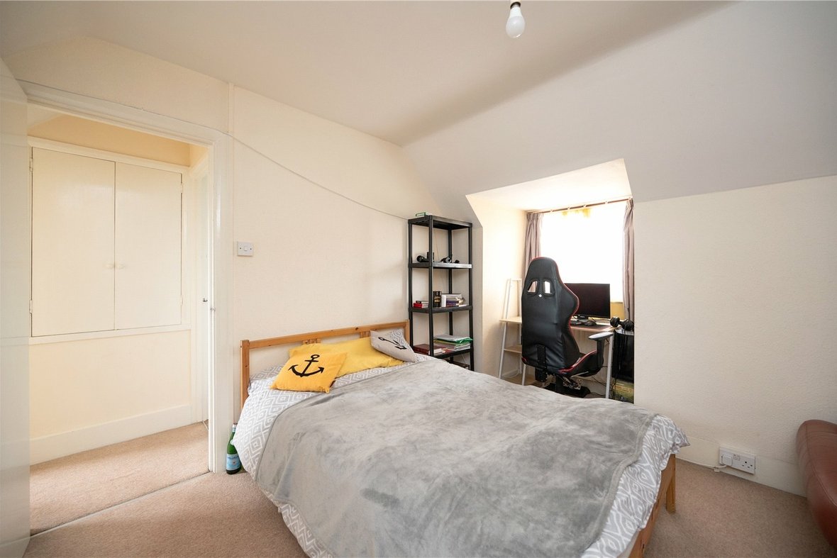 2 Bedroom Apartment Let AgreedApartment Let Agreed in Adelaide Street, St. Albans - View 7 - Collinson Hall