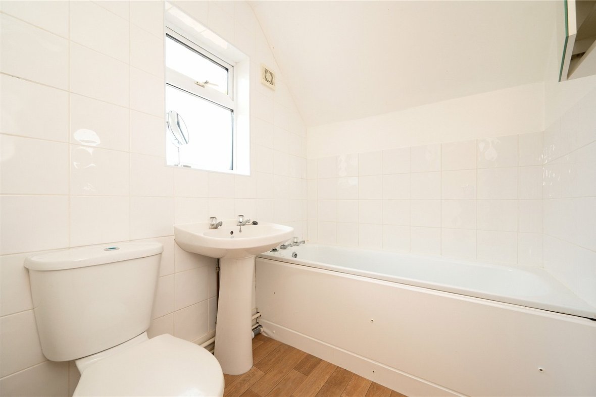 2 Bedroom Apartment LetApartment Let in Adelaide Street, St. Albans - View 4 - Collinson Hall