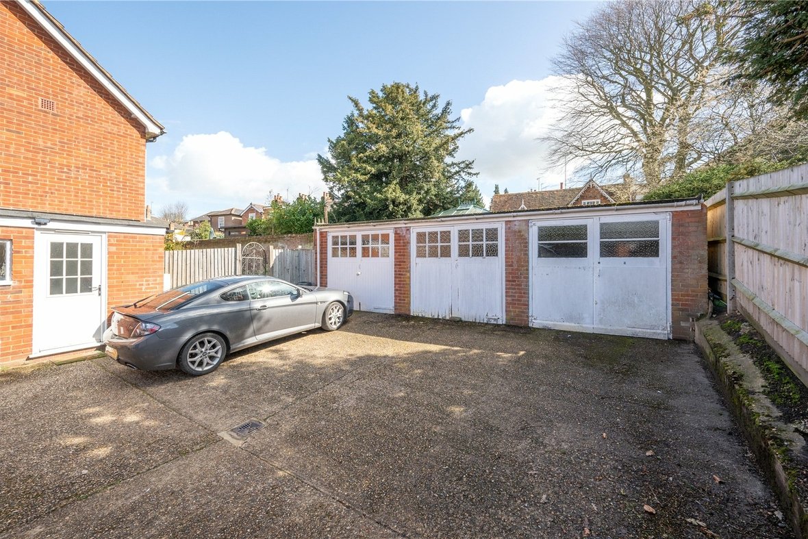 2 Bedroom Apartment Sold Subject to ContractApartment Sold Subject to Contract in Welclose Street, St. Albans, Hertfordshire - View 12 - Collinson Hall