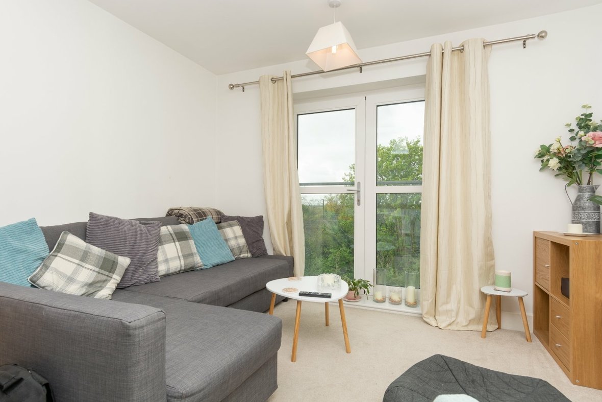 1 Bedroom Apartment Let AgreedApartment Let Agreed in Serra House, Charrington Place, St. Albans - View 3 - Collinson Hall