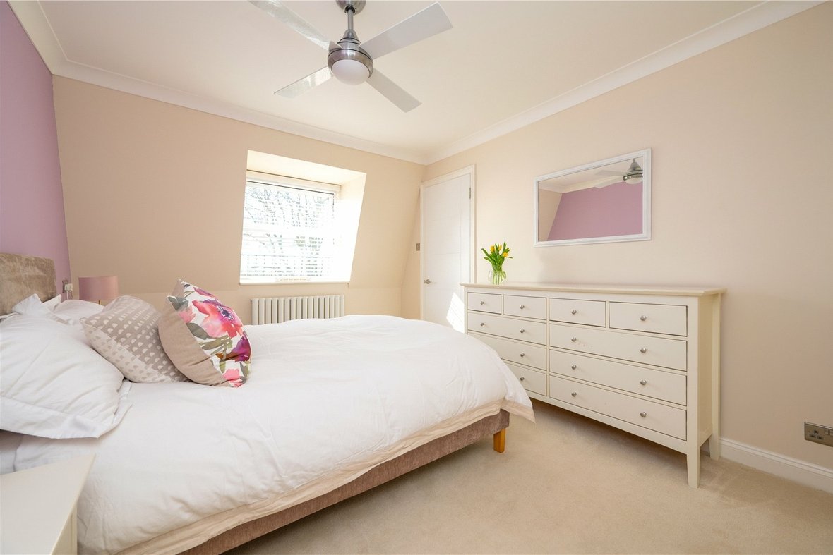 3 Bedroom Apartment New InstructionApartment New Instruction in London Road, St. Albans, Hertfordshire - View 7 - Collinson Hall