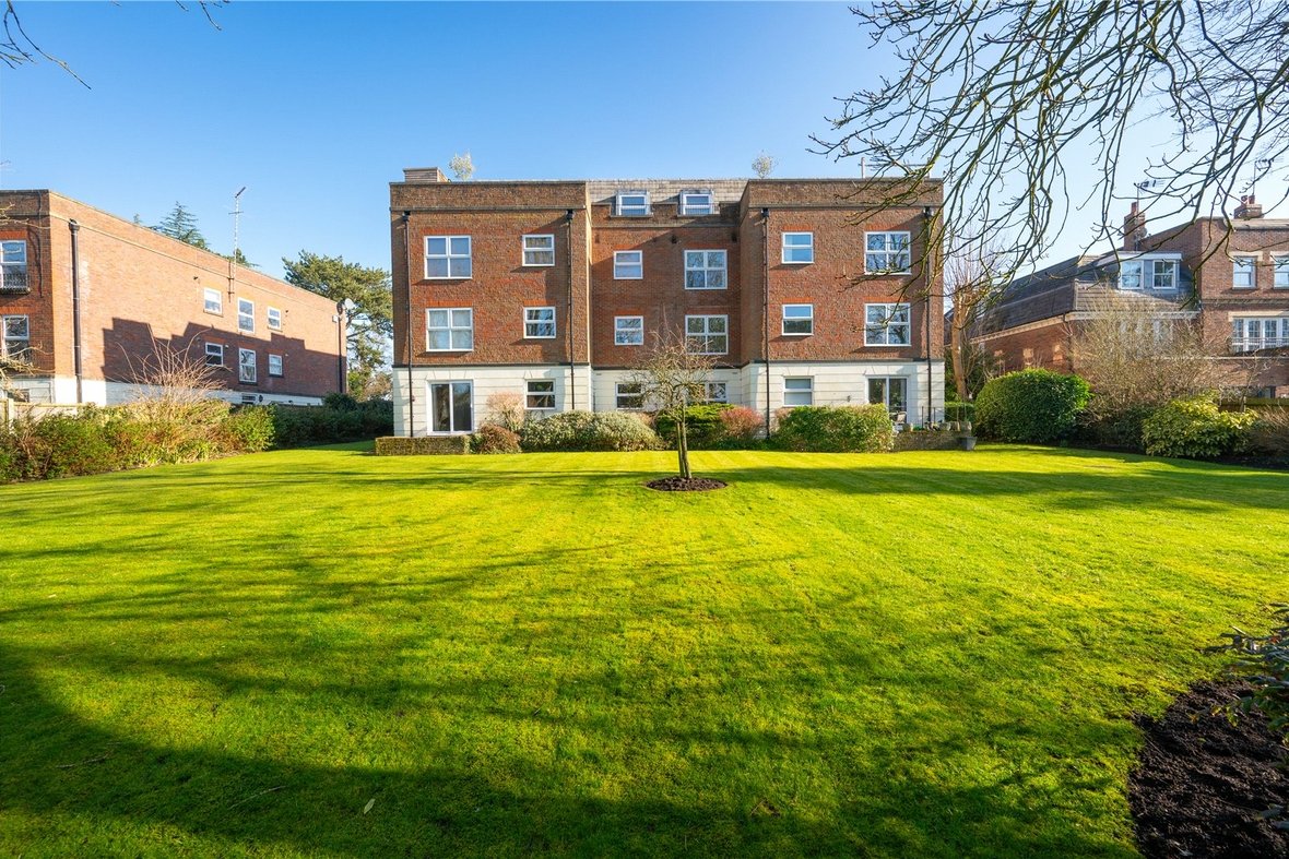 3 Bedroom Apartment New InstructionApartment New Instruction in London Road, St. Albans, Hertfordshire - View 1 - Collinson Hall