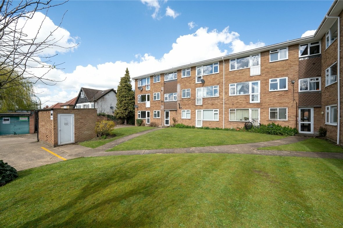 1 Bedroom Apartment Let AgreedApartment Let Agreed in Cumberland Court, Carlisle Avenue, St. Albans - View 6 - Collinson Hall