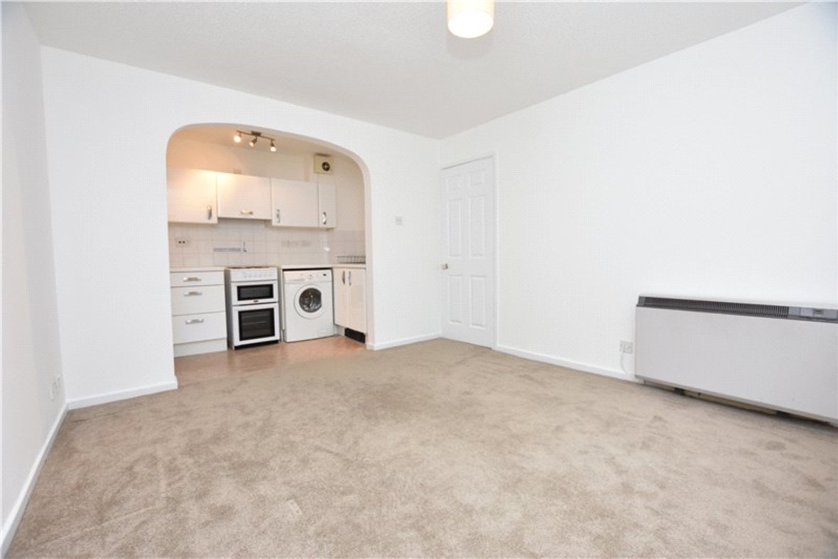 1 Bedroom Flat Apartment To Rent In Chatsworth Court Granville Road St Albans Hertfordshire Al1 Collinson Hall