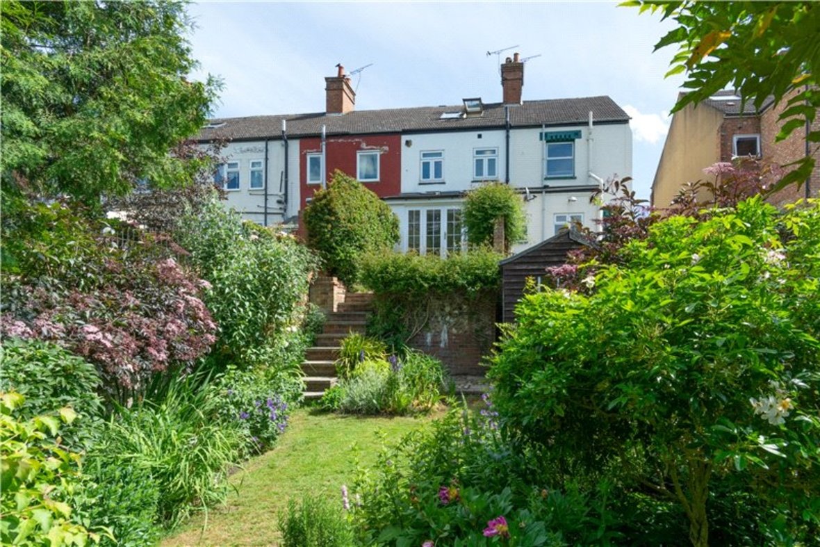3 Bedroom House For Sale In Riverside Road St Albans Hertfordshire Al1 Collinson Hall