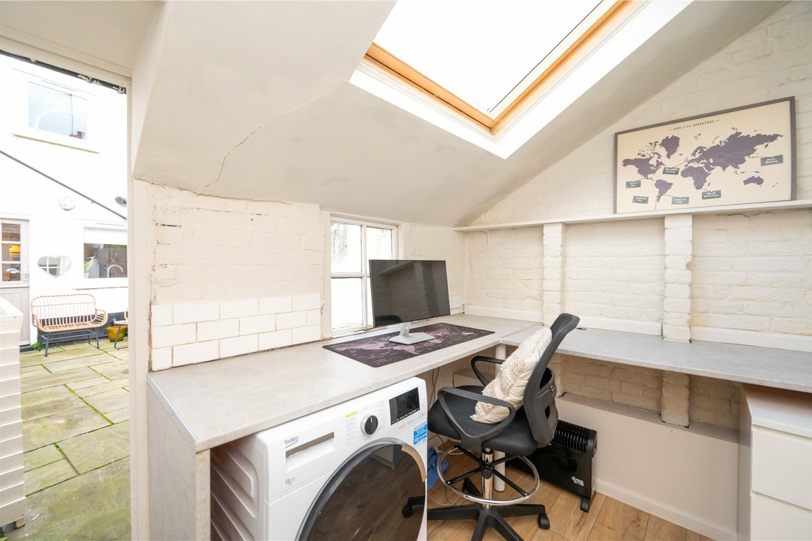 1 Bedroom House For SaleHouse For Sale in Grove Road, St. Albans, Hertfordshire - View 13 - Collinson Hall