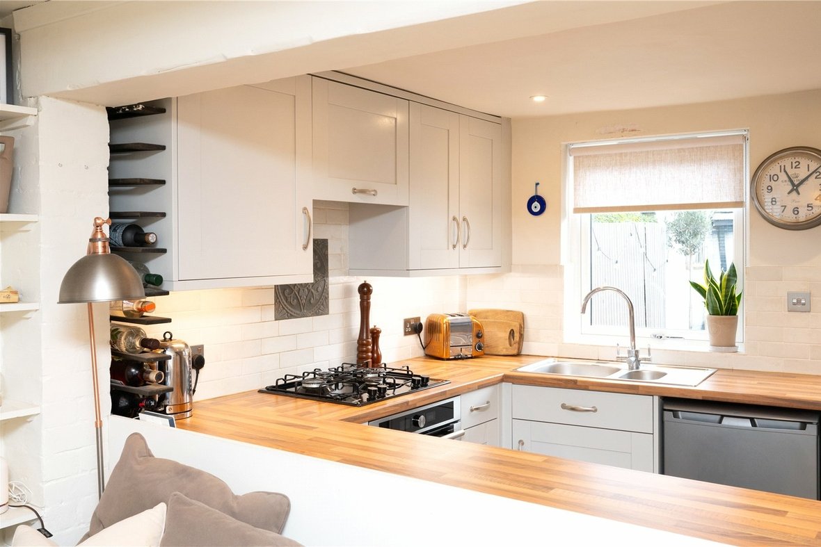 1 Bedroom House For SaleHouse For Sale in Grove Road, St. Albans, Hertfordshire - View 3 - Collinson Hall