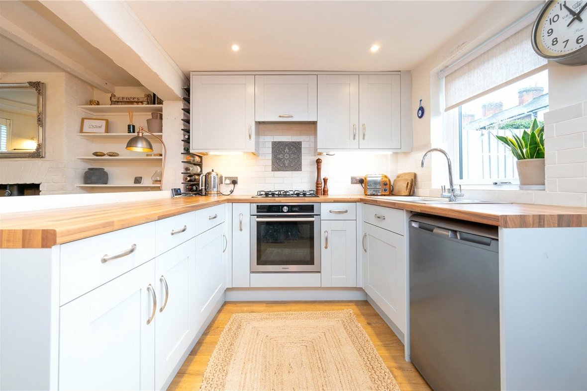 1 Bedroom House For SaleHouse For Sale in Grove Road, St. Albans, Hertfordshire - View 4 - Collinson Hall