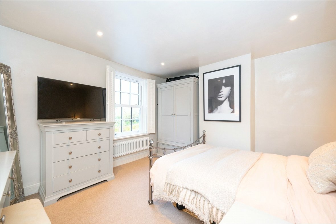 1 Bedroom House For SaleHouse For Sale in Grove Road, St. Albans, Hertfordshire - View 7 - Collinson Hall