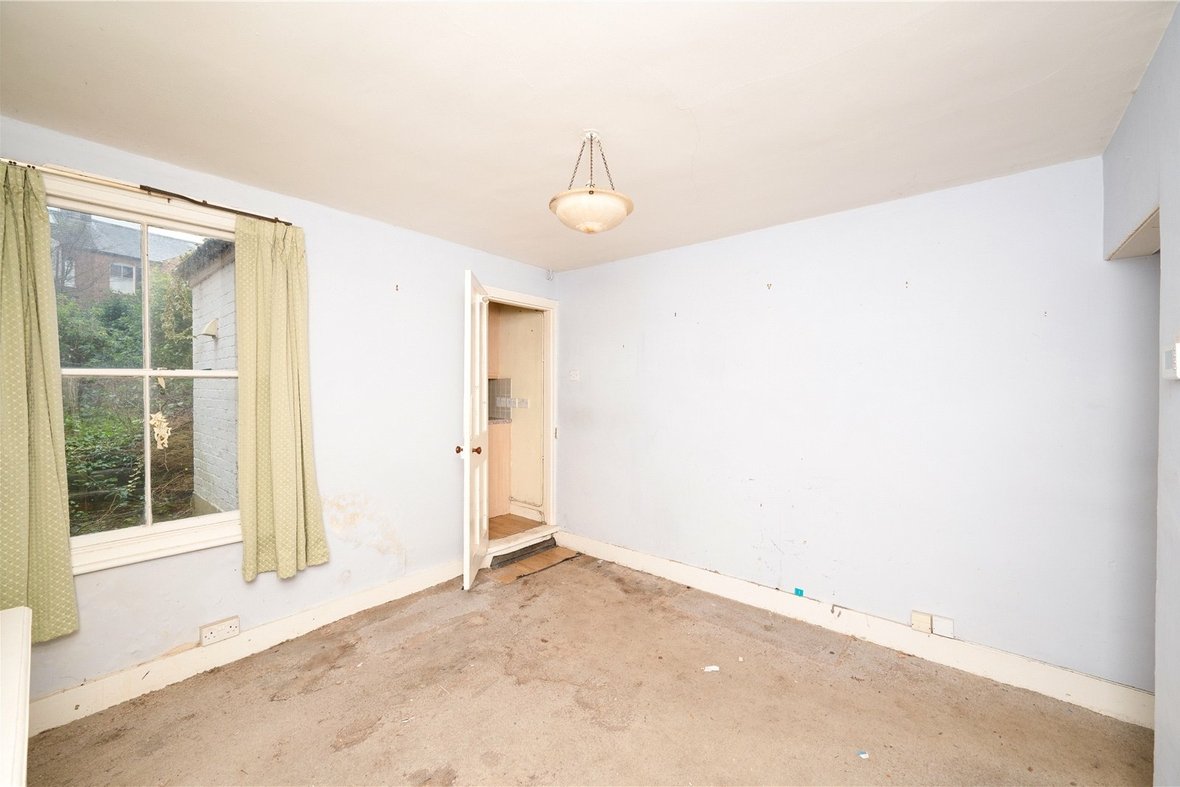 3 Bedroom House For SaleHouse For Sale in Cannon Street, St. Albans, Hertfordshire - View 10 - Collinson Hall