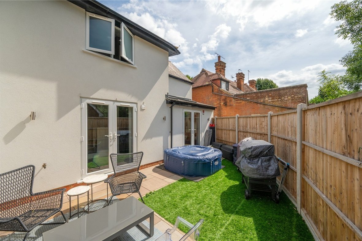 2 Bedroom House To LetHouse To Let in Frogmore, St. Albans, Hertfordshire - View 13 - Collinson Hall