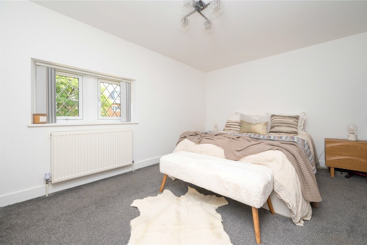 2 Bedroom House To LetHouse To Let in Frogmore, St. Albans, Hertfordshire - View 6 - Collinson Hall