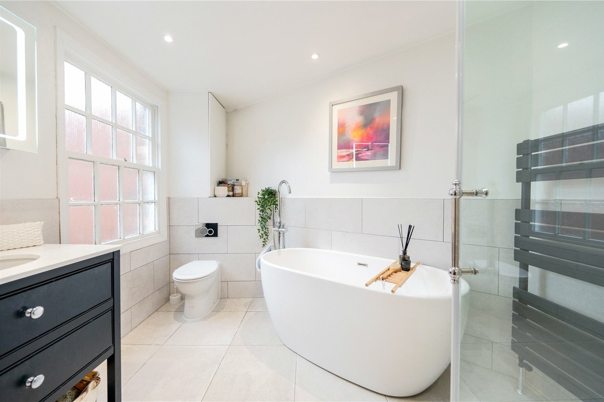 2 Bedroom House For SaleHouse For Sale in Verulam Road, St. Albans, Hertfordshire - View 7 - Collinson Hall