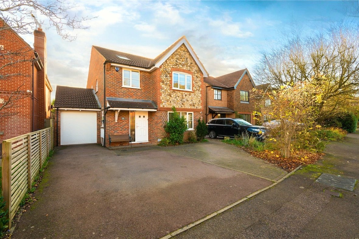 5 Bedroom House For SaleHouse For Sale in Forge End, St. Albans, Hertfordshire - View 1 - Collinson Hall