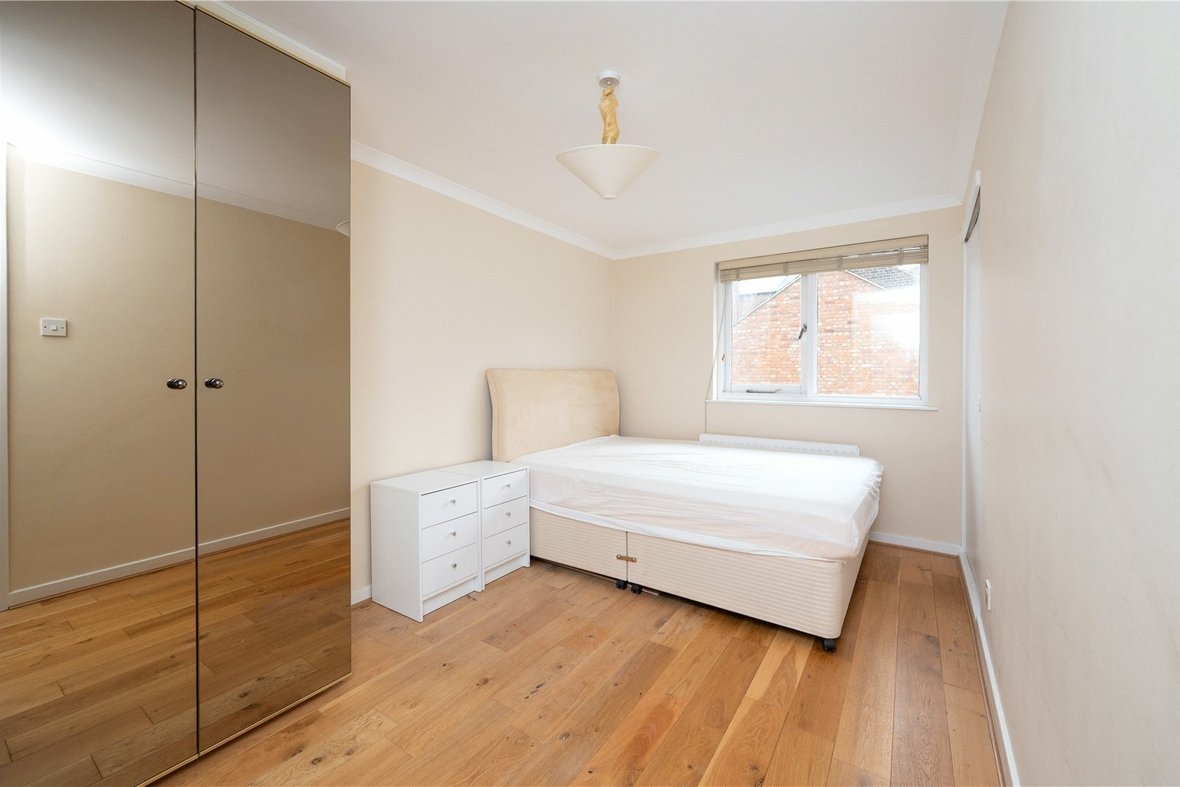 2 Bedroom Apartment Let AgreedApartment Let Agreed in Tankerfield Place, Romeland Hill, St. Albans - View 5 - Collinson Hall