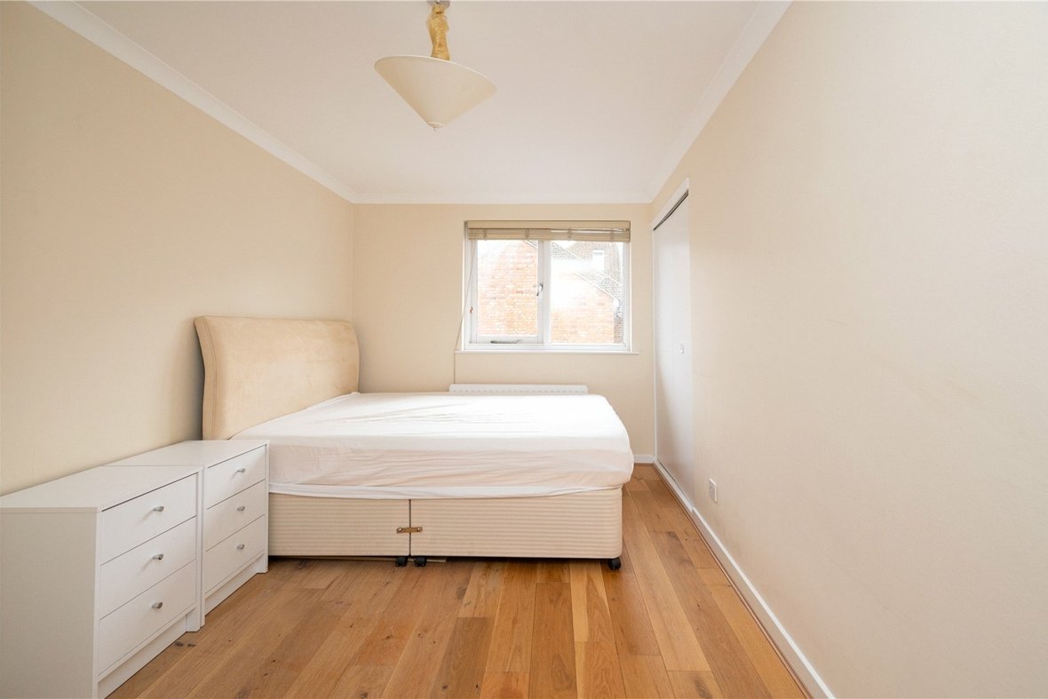 2 Bedroom Apartment Let AgreedApartment Let Agreed in Tankerfield Place, Romeland Hill, St. Albans - View 6 - Collinson Hall