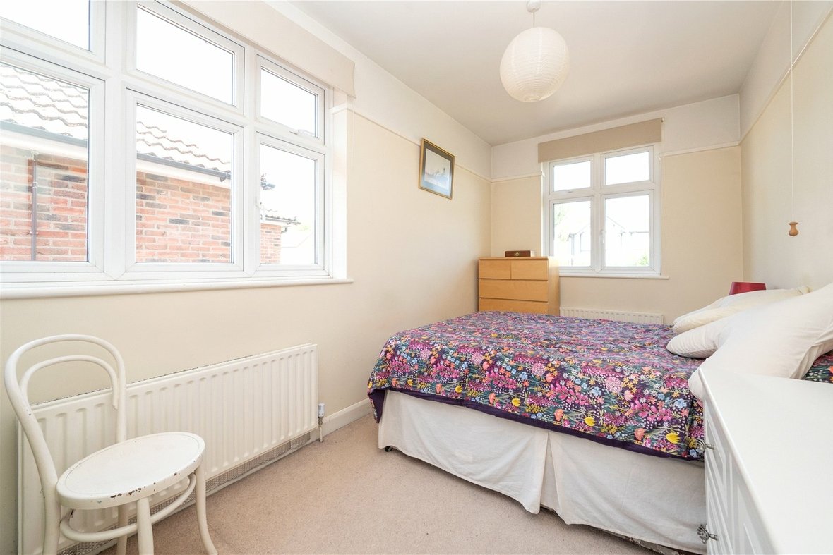 4 Bedroom House Sold Subject to ContractHouse Sold Subject to Contract in Green Lane, St. Albans, Hertfordshire - View 15 - Collinson Hall